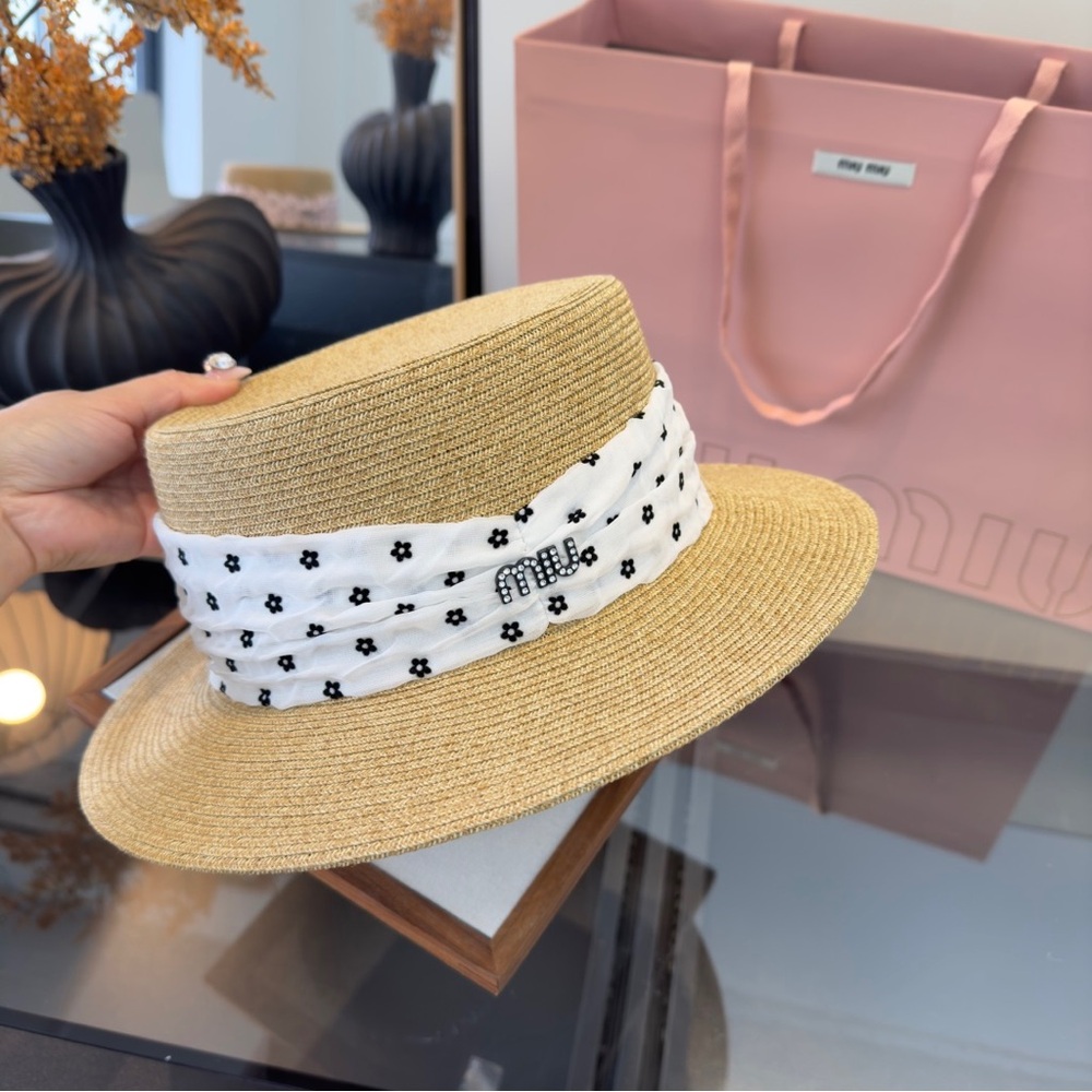 🤎 Miu Miu Straw Boater – Natural w/ White Floral Band & Crystal Logo | NWT